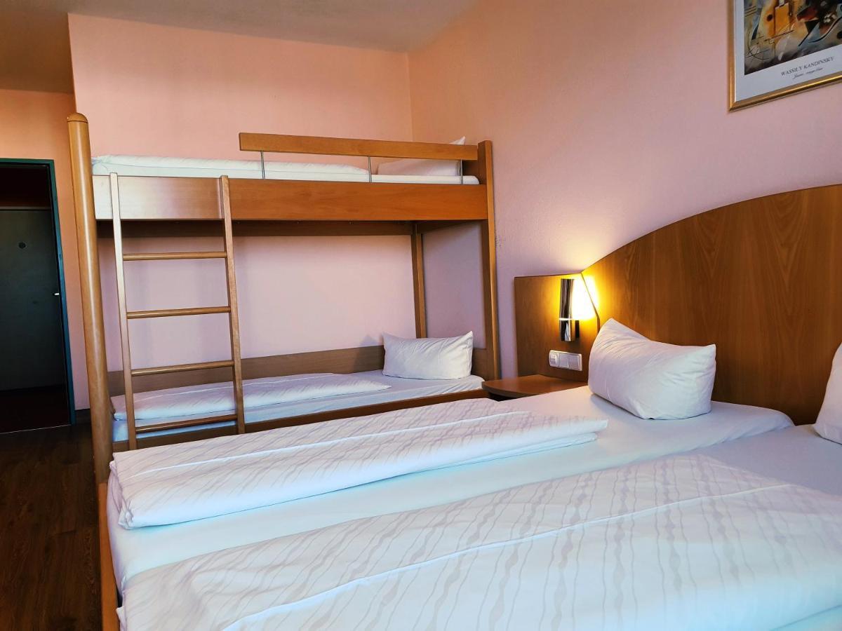 Hotel Sunparc - Shuttle Zum Europa-Park Rust 4Km & Rulantica 2Km Ringsheim Dış mekan fotoğraf