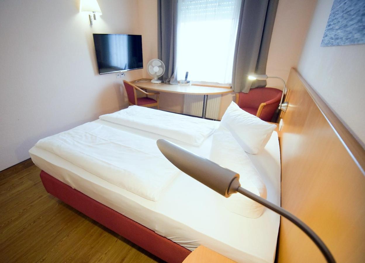Hotel Sunparc - Shuttle Zum Europa-Park Rust 4Km & Rulantica 2Km Ringsheim Dış mekan fotoğraf
