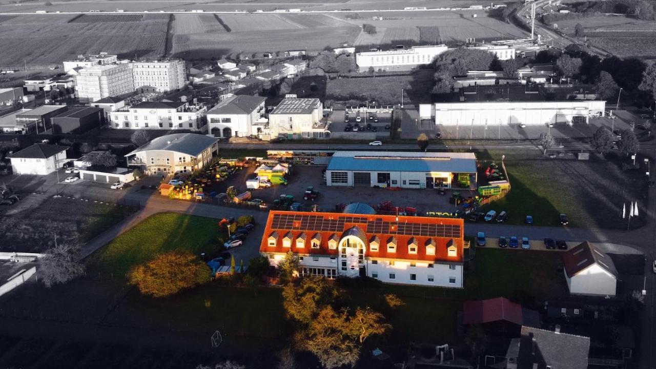 Hotel Sunparc - Shuttle Zum Europa-Park Rust 4Km & Rulantica 2Km Ringsheim Dış mekan fotoğraf