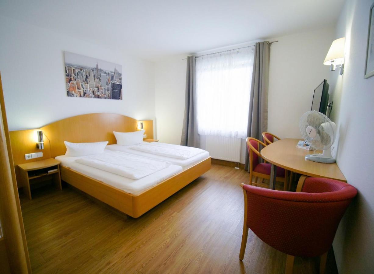 Hotel Sunparc - Shuttle Zum Europa-Park Rust 4Km & Rulantica 2Km Ringsheim Dış mekan fotoğraf